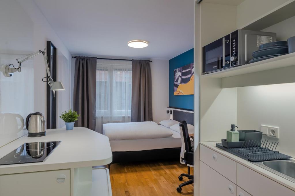 Dean's Home Budapest - Resim 41