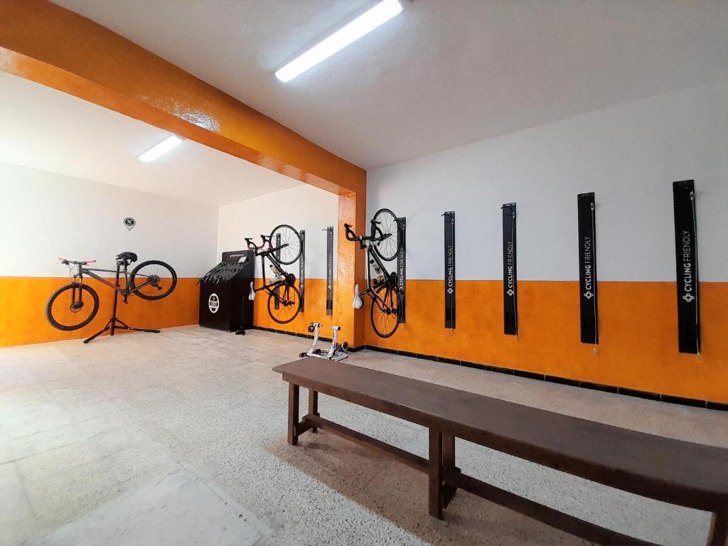 Fitness centrum a/nebo fitness zařízení v ubytování Hostal Doris - Adults Only