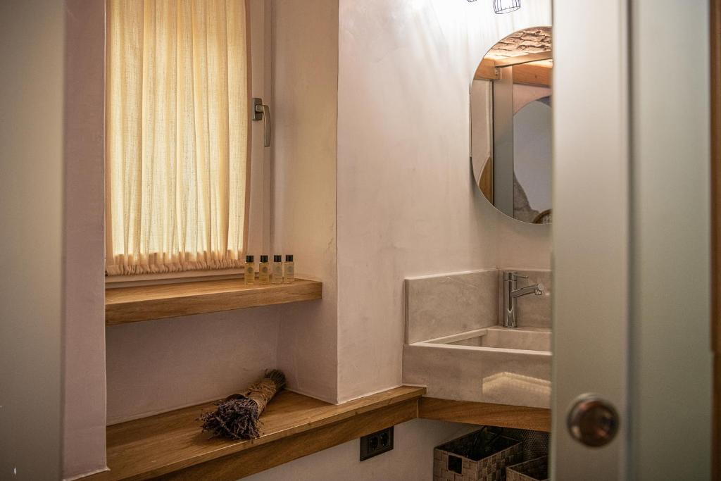 Zdjęcie z galerii obiektu KOM House w Chanii