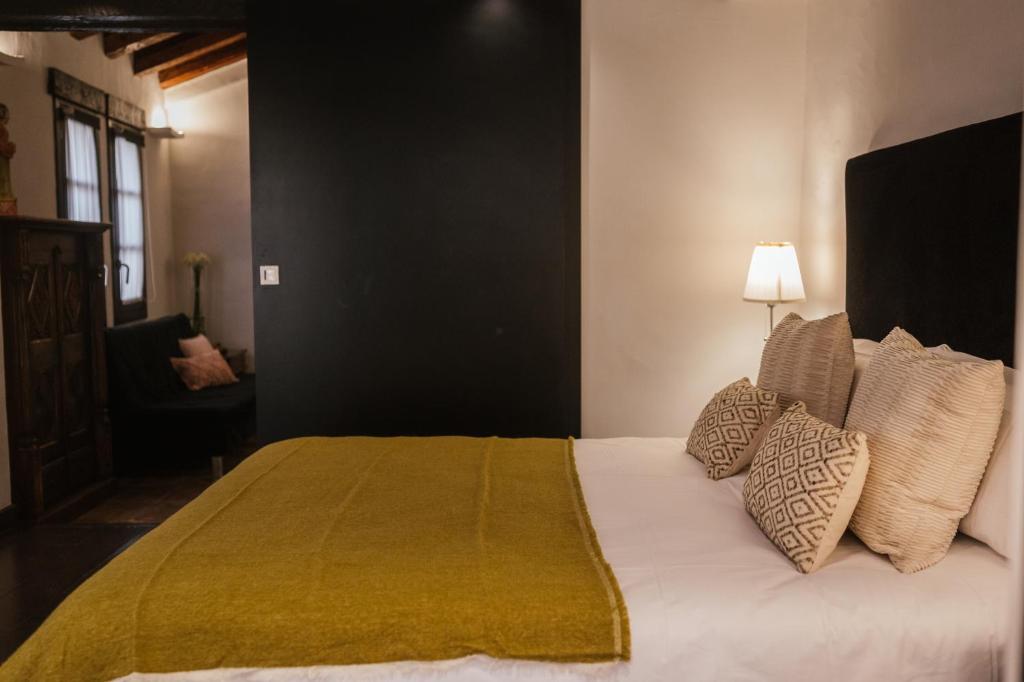 Posteľ alebo postele v izbe v ubytovaní HC6 Boutique Marbella - Adults Only