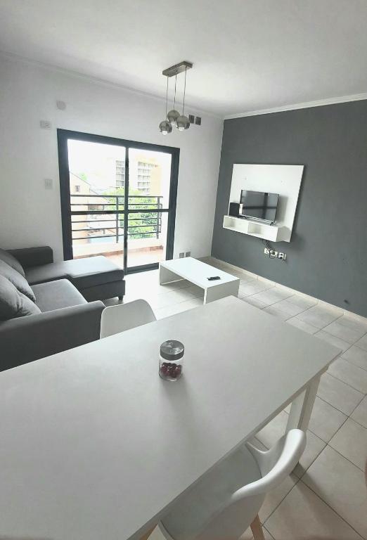 Zafiro III - One-Bedroom Apartment