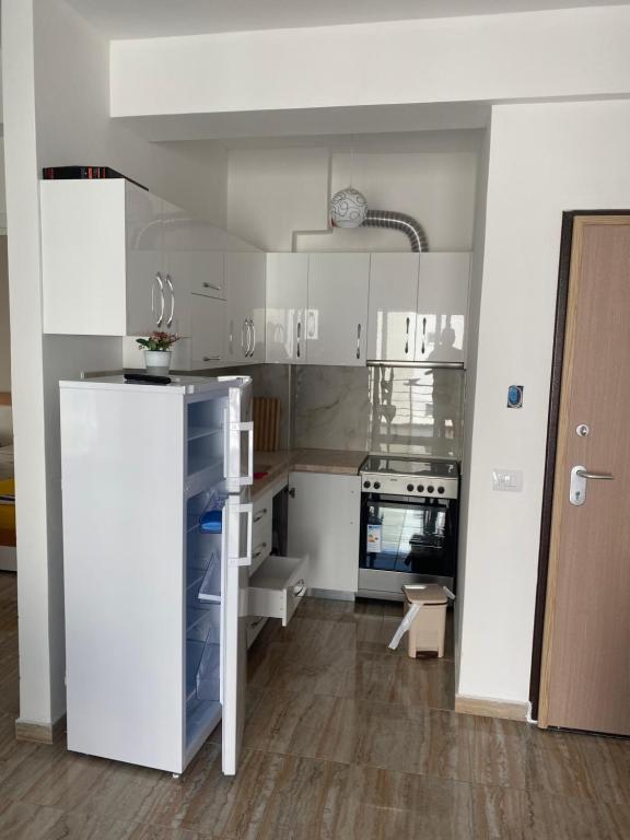 J L apartament 2 bedroom tirana resort - Image 1