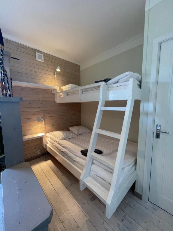 Postel nebo postele na pokoji v ubytování Kolmårdsgården B&B
