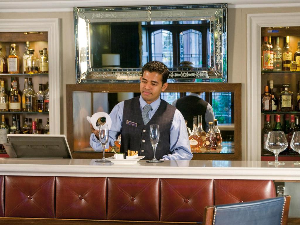 Macdonald Alveston Manor Hotel & Spa - Resim 27