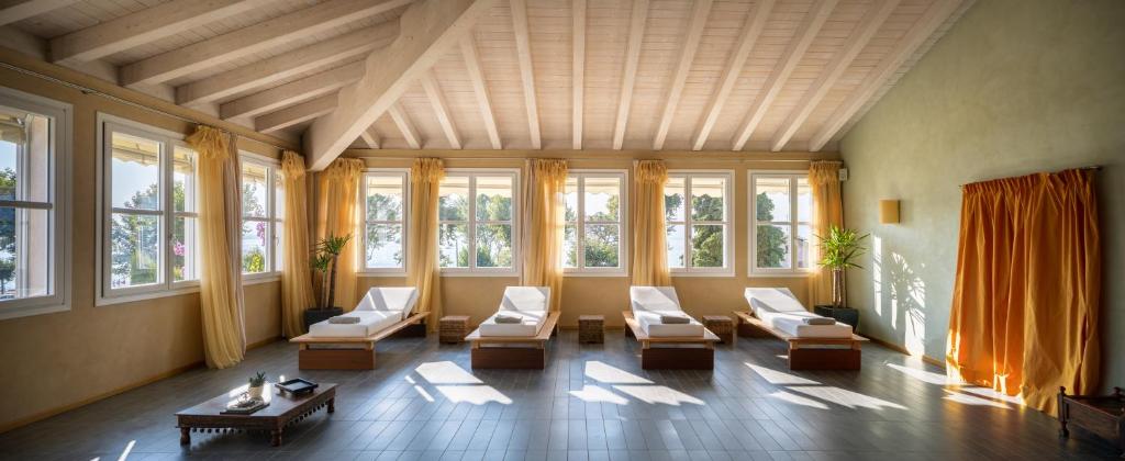 Een zitgedeelte bij Hotel Caesius Thermae & Spa Resort