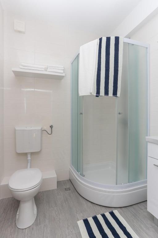 Apartments Villa Karmen - 18