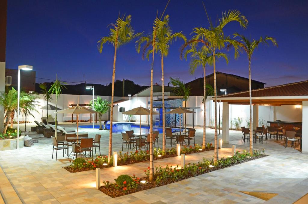  Business Park Hotel