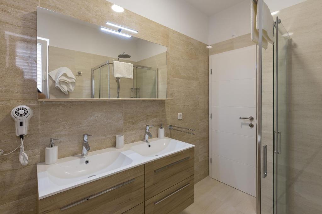 Amorino Of Dubrovnik Apartments - 11