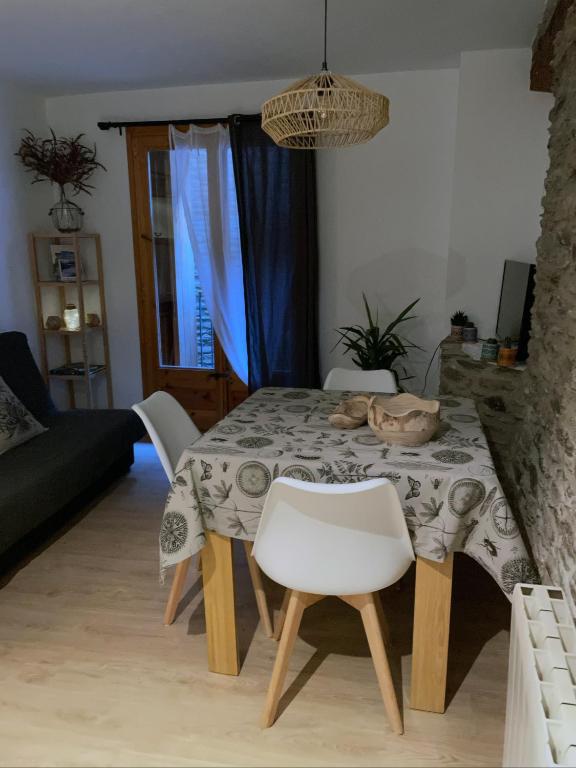 A seating area at Apartaments Albiñana
