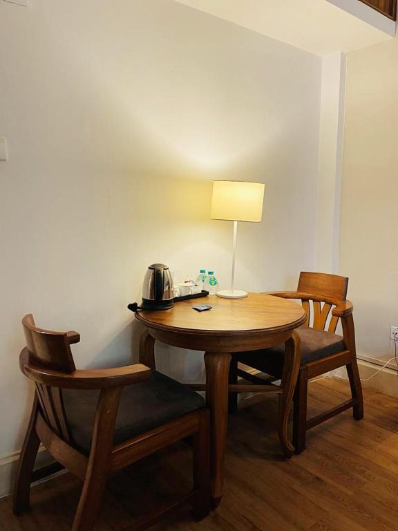 Hotel Tragopan - Salle De Reine Supérieure