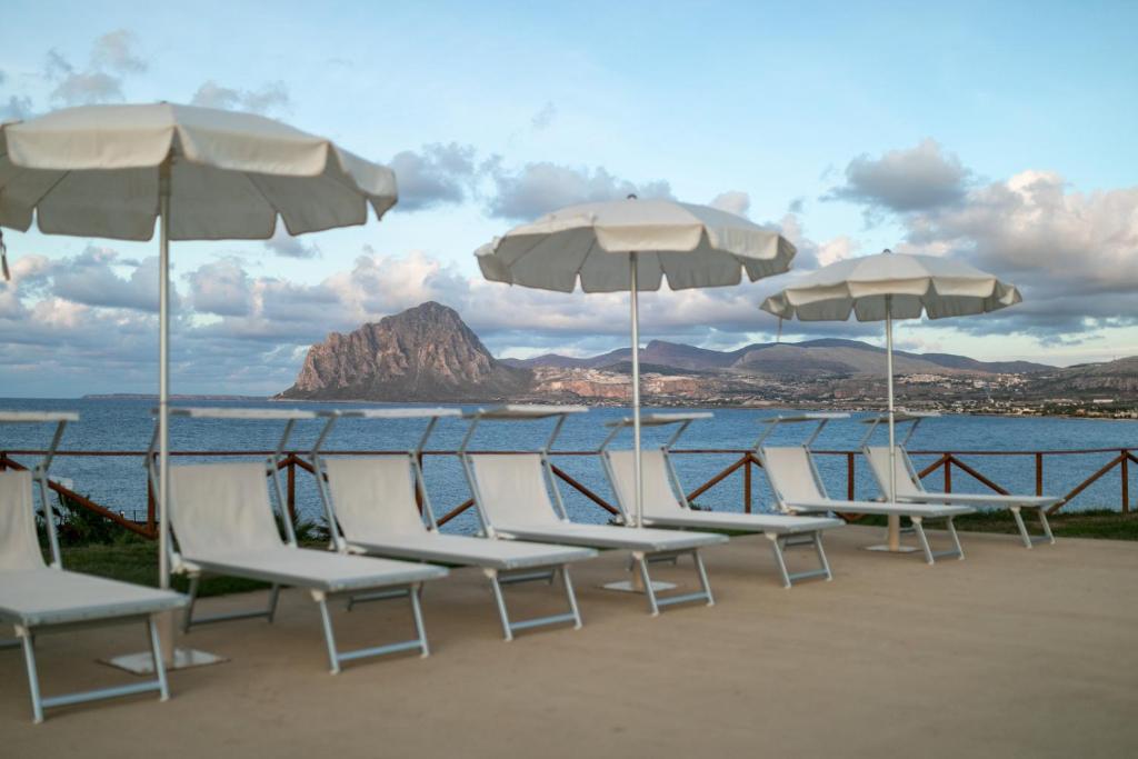 Phi Hotel La Tonnara di Bonagia photo