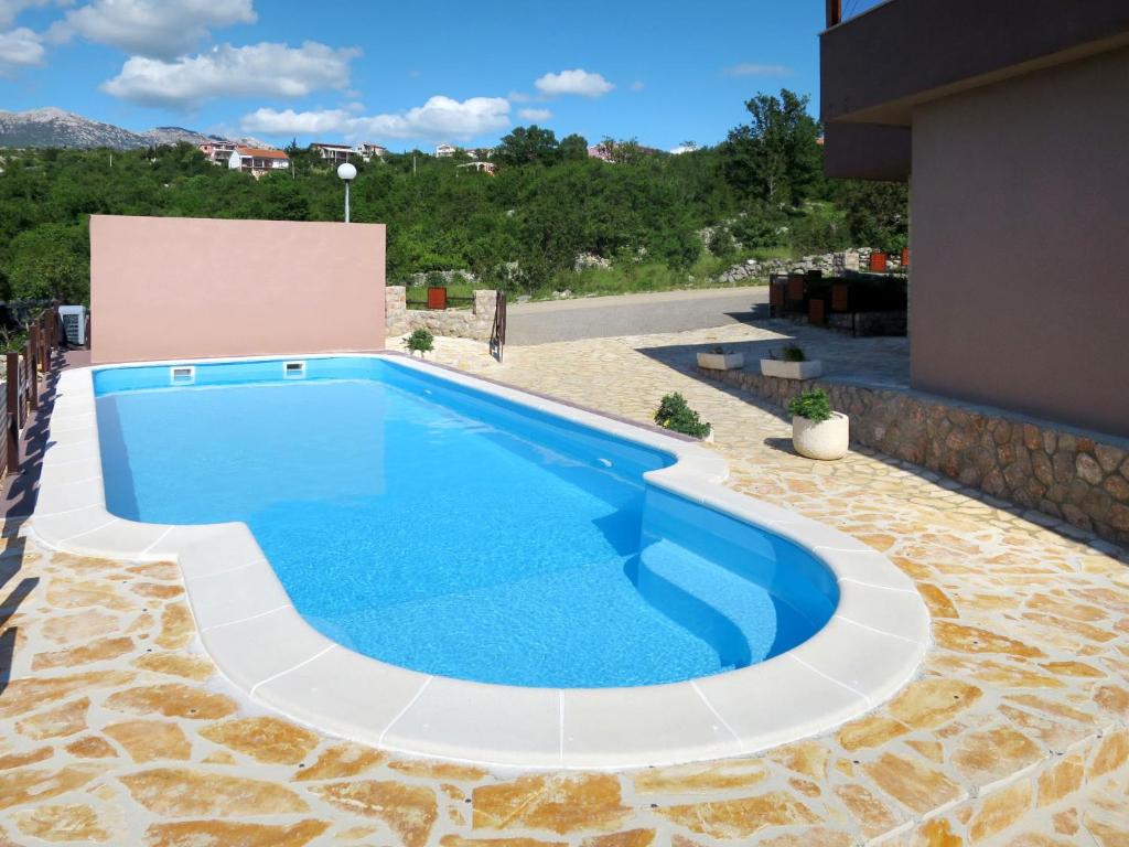 Bazén v ubytovaní Holiday Home Valek by Interhome alebo v jeho blízkosti