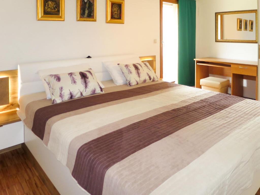 Posteľ alebo postele v izbe v ubytovaní Holiday Home Valek by Interhome