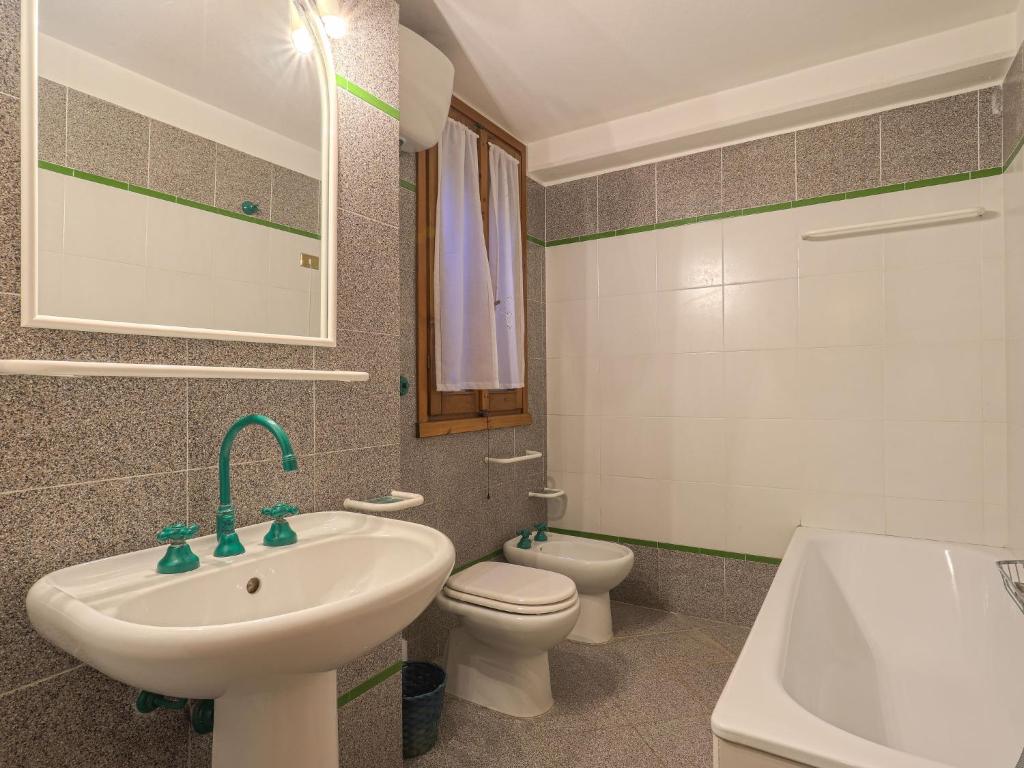 Kúpeľňa v ubytovaní Holiday Home Villa Magna by Interhome