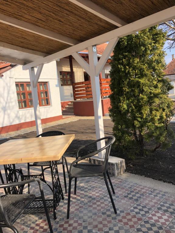 Zdjęcie z galerii obiektu Mormota Vendégház w Mezőkövesd