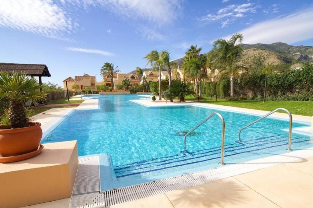 797 Holiday Rentals- Lujoso piso con gran terraza y vistas al ...