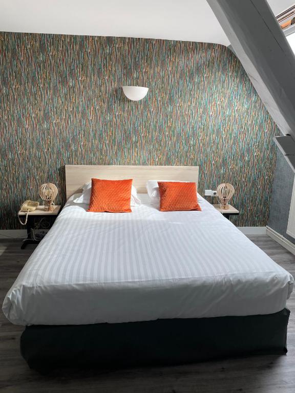 Contact Hotel Hôtel De Troyes - Habitación Triple Confort