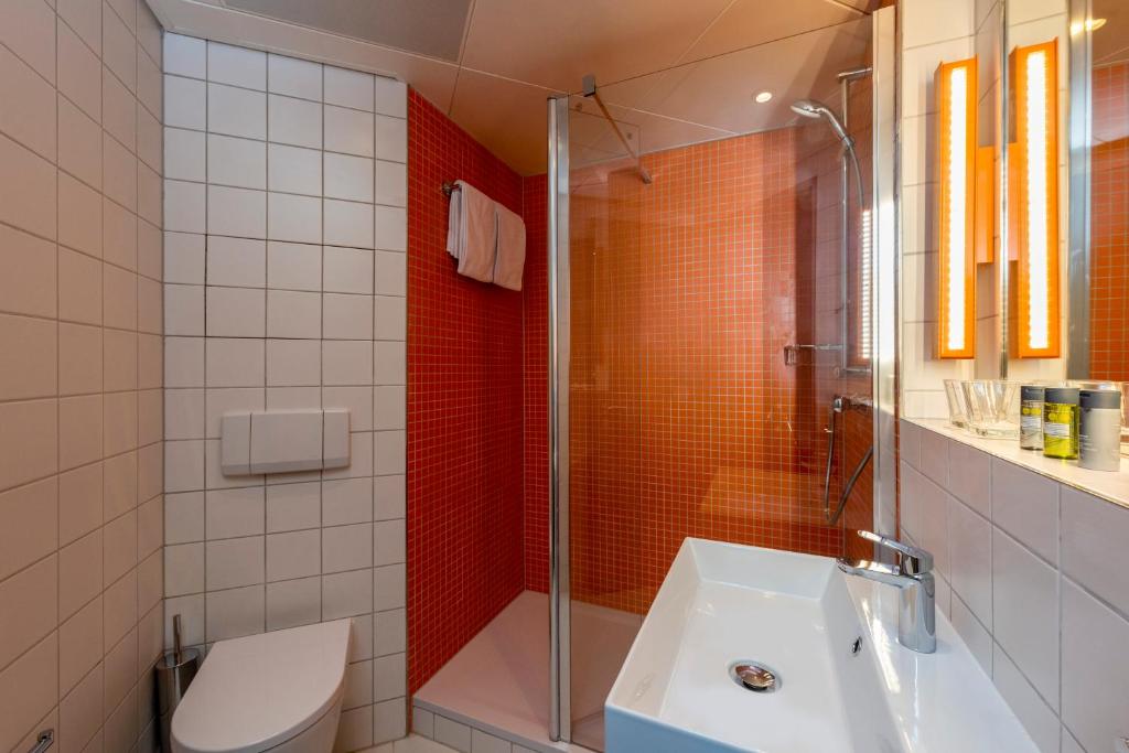 Koupelna v ubytování ibis Styles Berlin Treptow