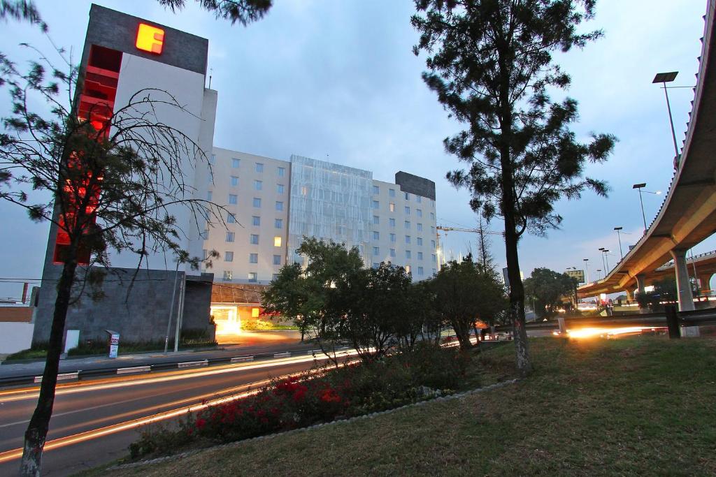 Gallery image of Fiesta Inn Naucalpan in Mexico City