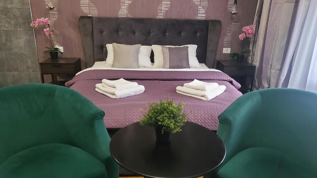 Letto o letti in una camera di Restoran Orijent 5