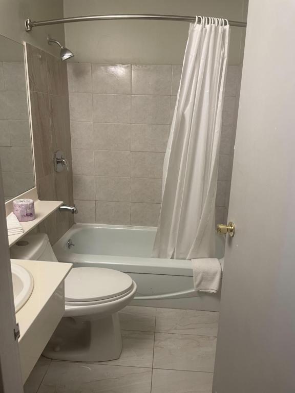 Niagara Lodge & Suites - Resim 19