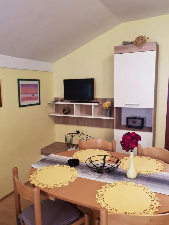 TV a/nebo společenská místnost v ubytování Villa Mateja
