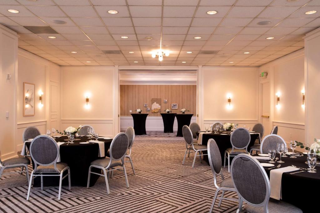The Royal Sonesta Portland Downtown photo