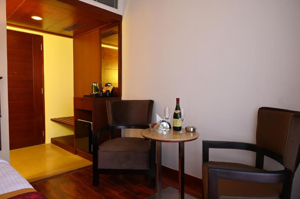 Posezení v ubytování Raaj Bhaavan Clarks Inn Chennai