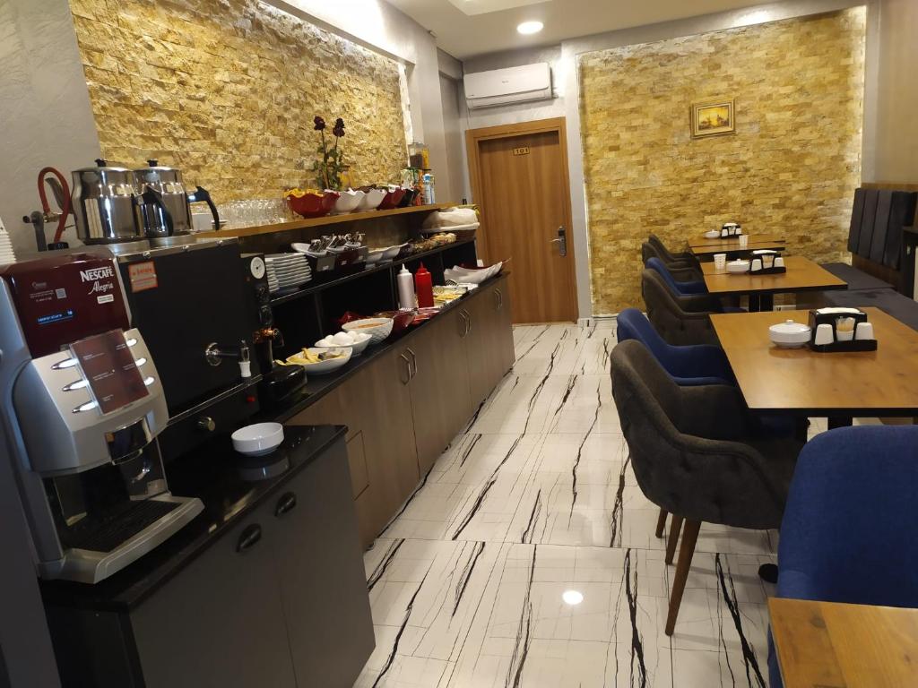 Sirkeci Quietness Hotelにあるレストランまたは飲食店