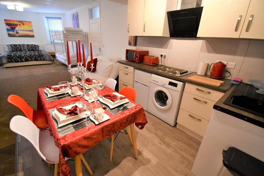 Bourne Hall Hotel - Resim 7