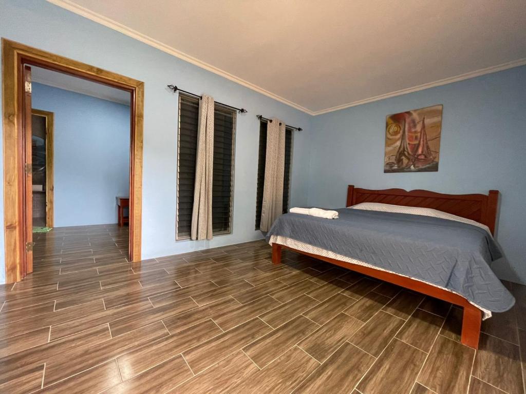 Postel nebo postele na pokoji v ubytování El Valle Resort & Spa - Aguas Termales