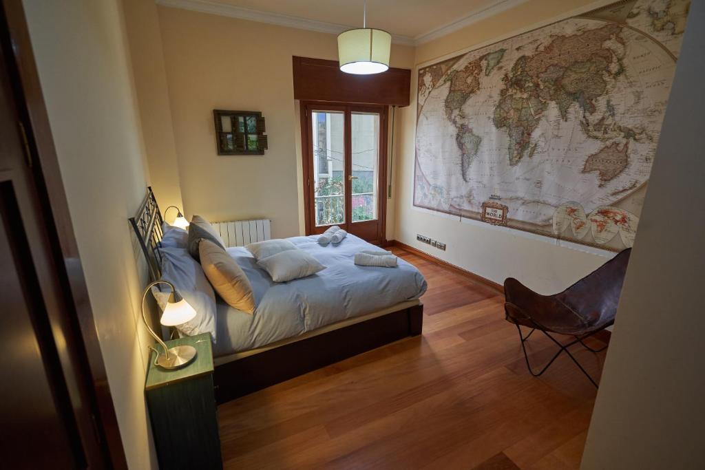 Zdjęcie z galerii obiektu Apartamento BIO Exclusivo con mirador en Bilbao y aparcamiento público gratuito w mieście Bilbao