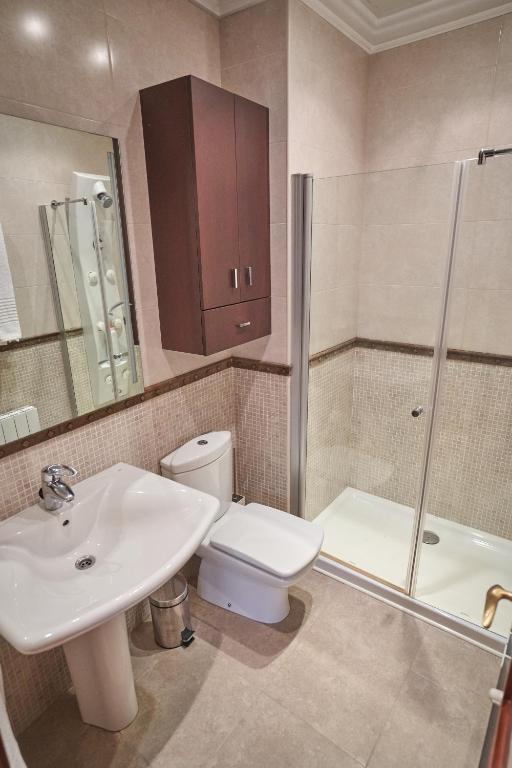 Zdjęcie z galerii obiektu Apartamento BIO Exclusivo con mirador en Bilbao y aparcamiento público gratuito w mieście Bilbao