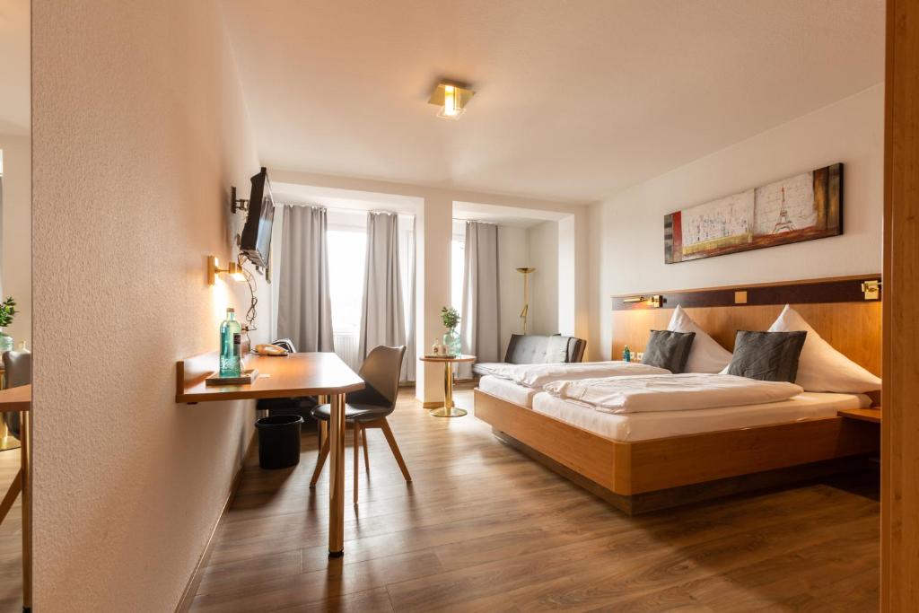 Hotel & Restaurant Zum Ochsen -Ox Distillery - 套房
