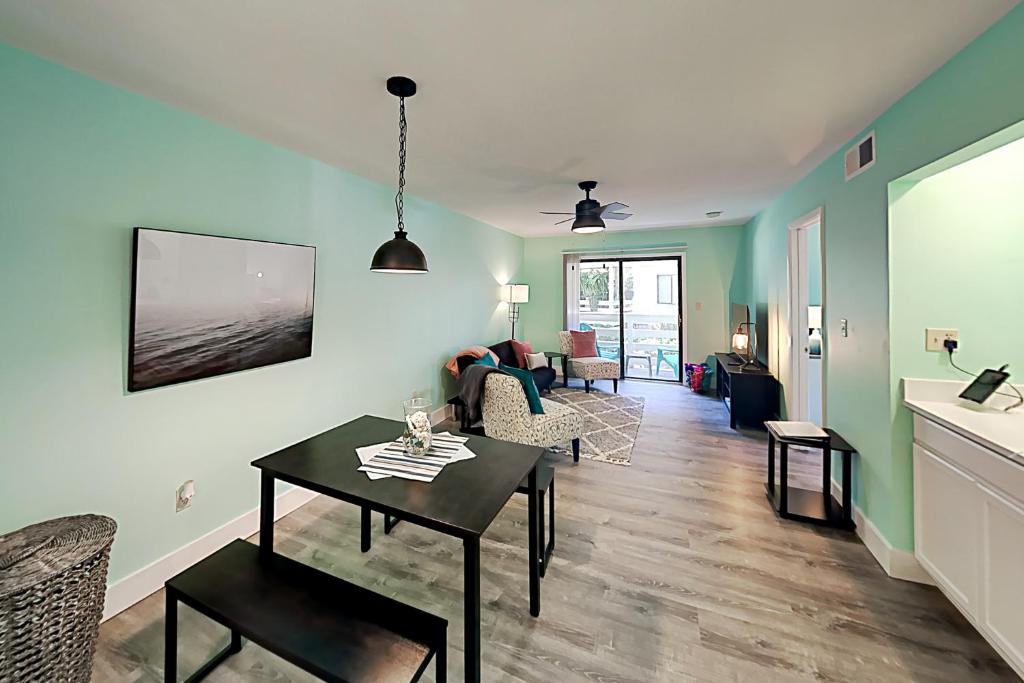 Fiddlers Cove, Hilton Head Island (updated prices 2024)