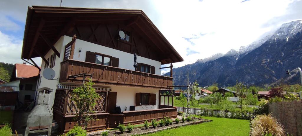 Nespecifikovaný výhled na hory nebo výhled na hory při pohledu z apartmánu