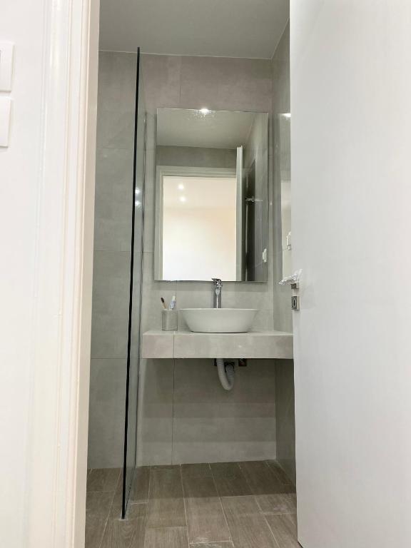 Koupelna v ubytování Louvros Luxury Suites