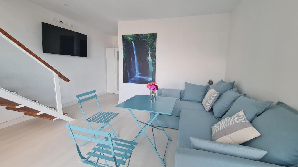 TV a/nebo společenská místnost v ubytování Casa Villamaravilla II, Isla de El Hierro