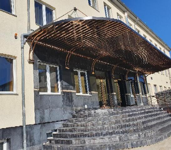 ホテルが所在する建物