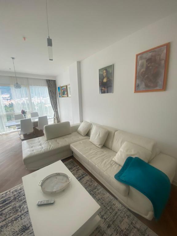 TRE CANNE LEONARDO Budva apartment 5 stars, Montenegro 