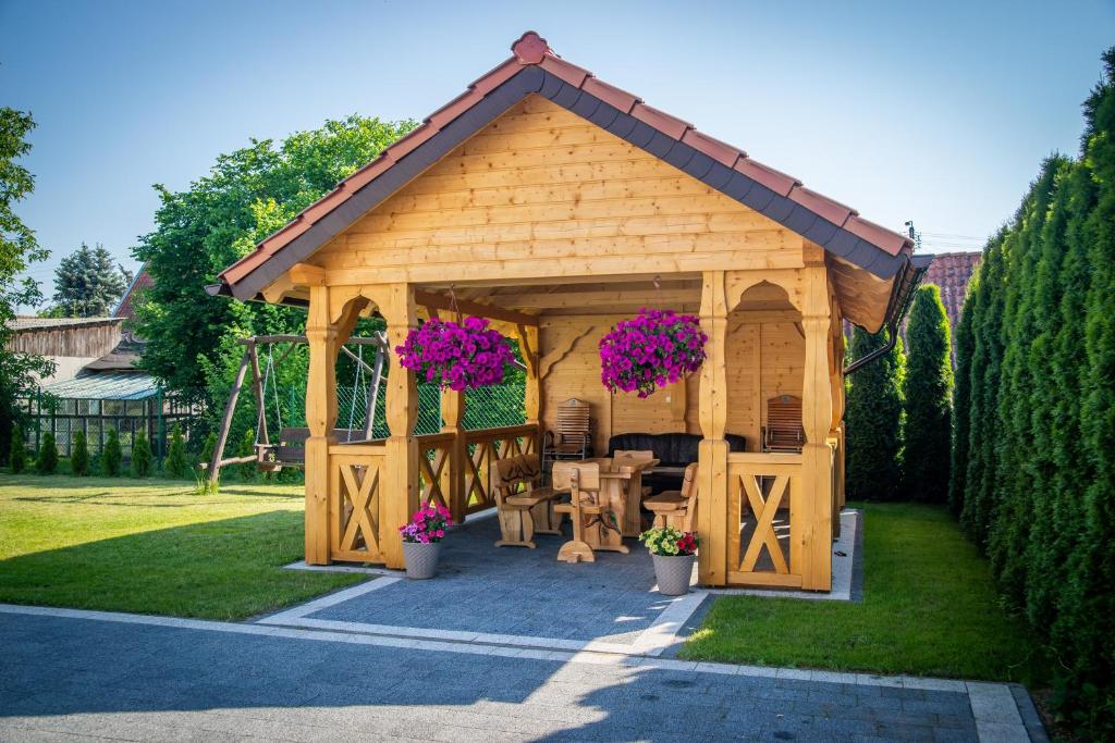 Vonkajšia záhrada v ubytovaní Villa Mikołajki Popiełuszki 8