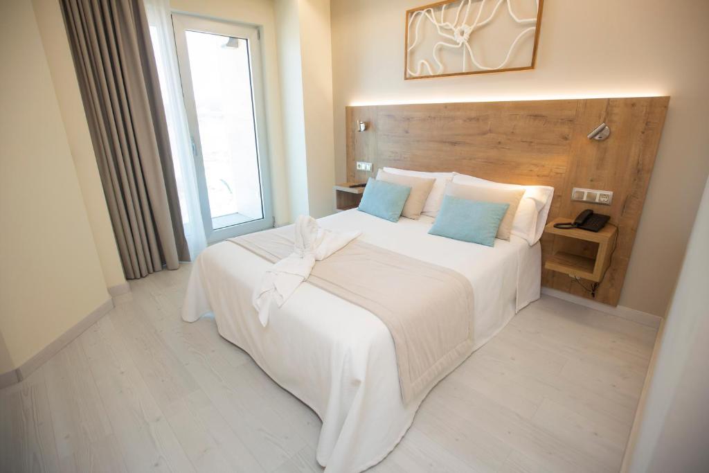 Hotel Boutique O Náutico Laxe - Double Room With Sea View