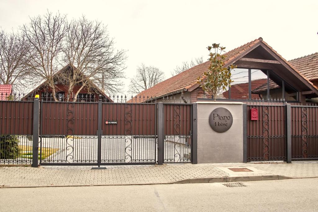 Apartament TRAVEL la casa PIANO HOUSE,cu parcare - Appartement Met één Slaapkamer