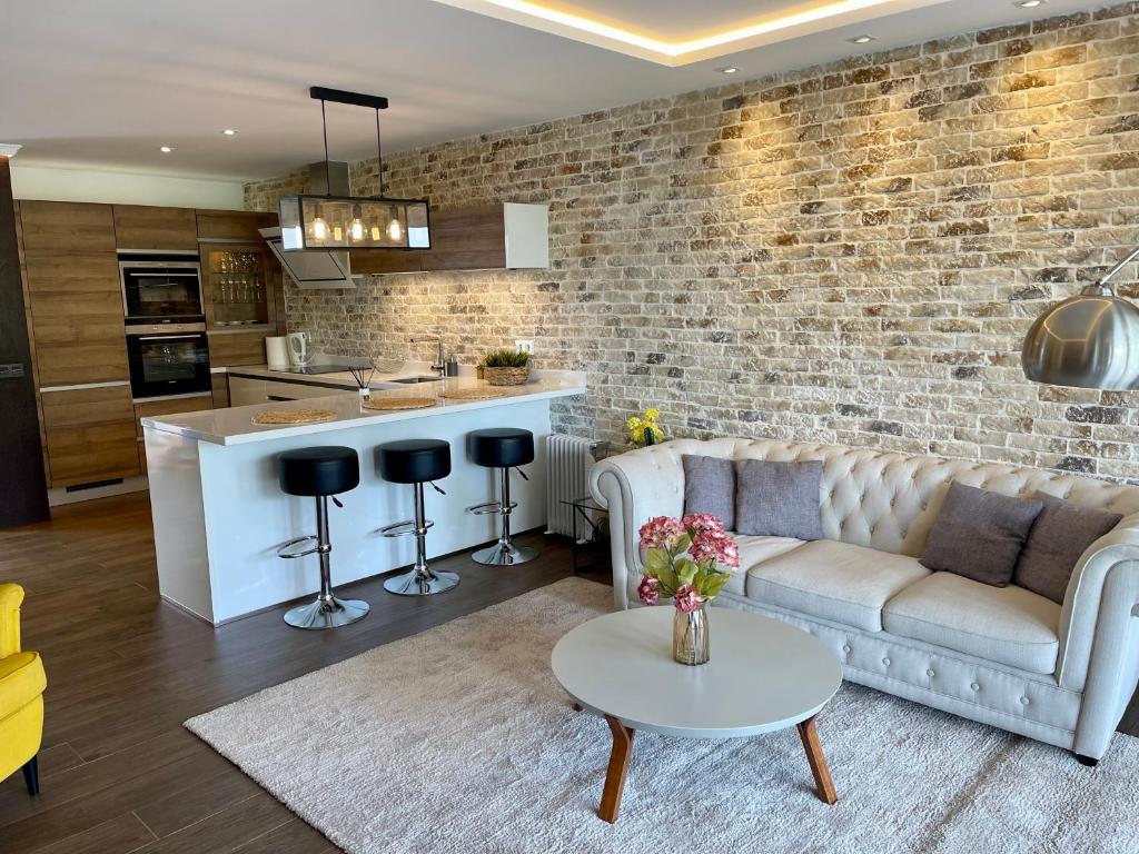 FANTASTICO APARTAMENTO EN PUERTO BANUS BEACH, Marbella ...