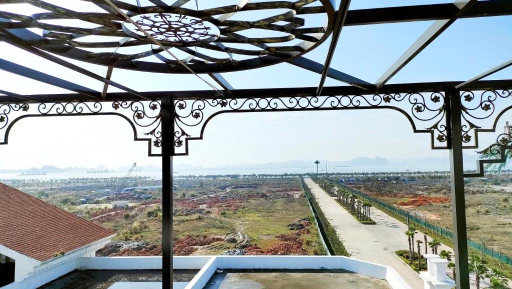 Halong Lavender Hotel - 16