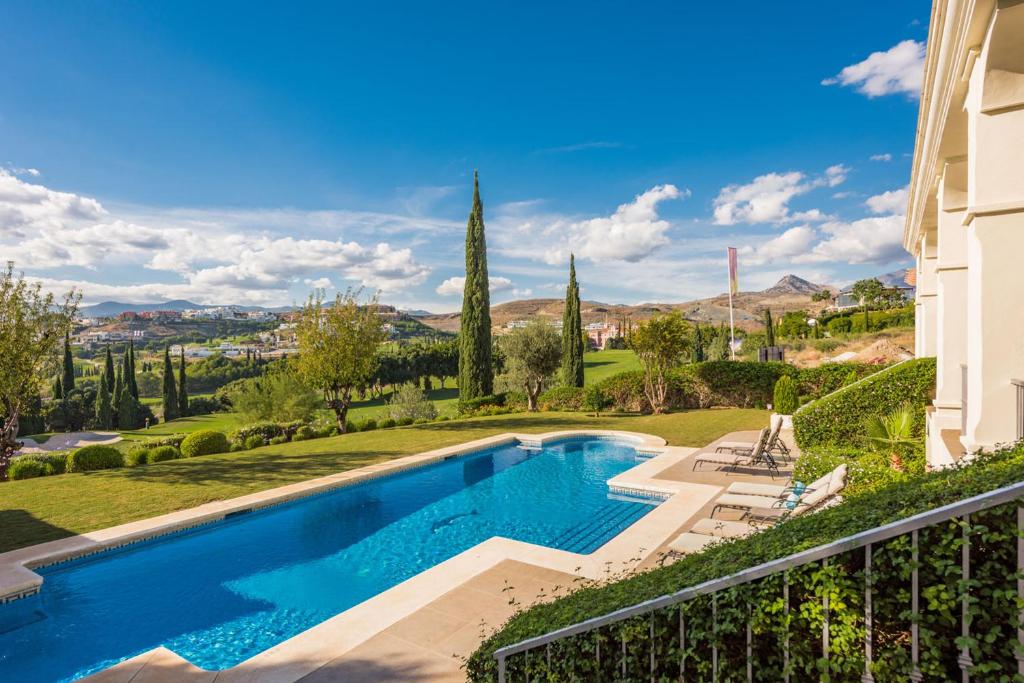 Villa Mawer, Estepona – Updated 2022 Prices