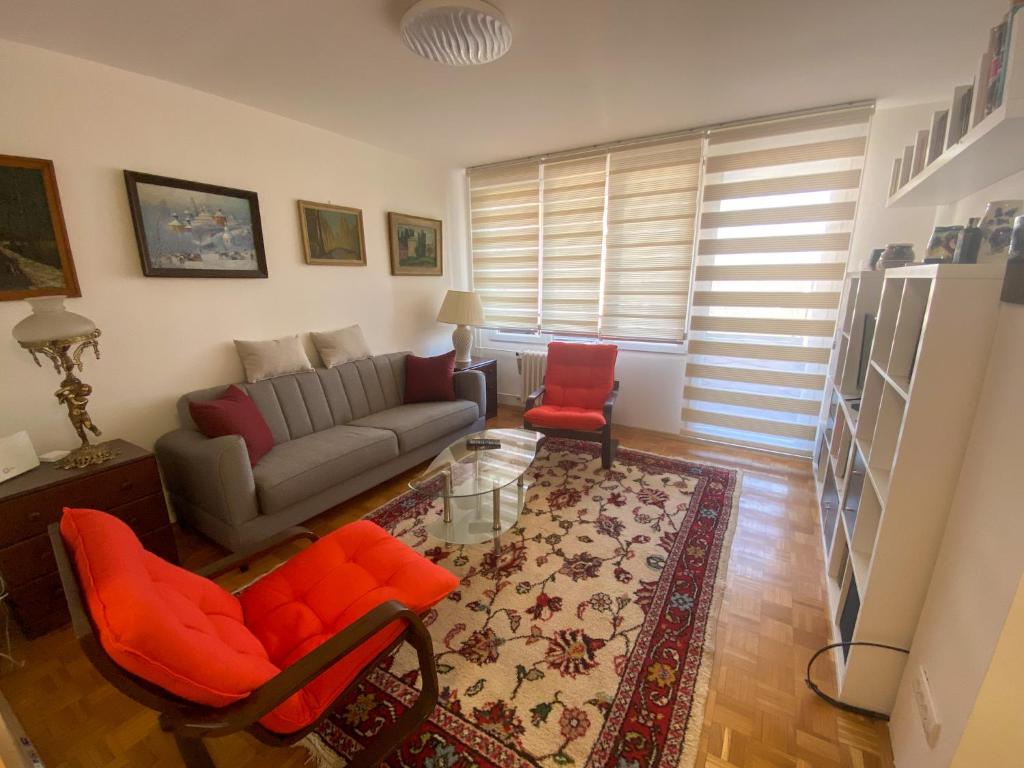 Rose's Apartment