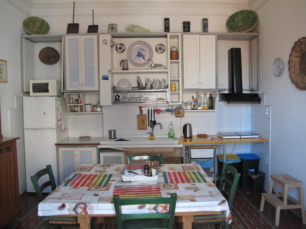 Kuchnia lub aneks kuchenny w obiekcie Casa Siciliana Etna Mare