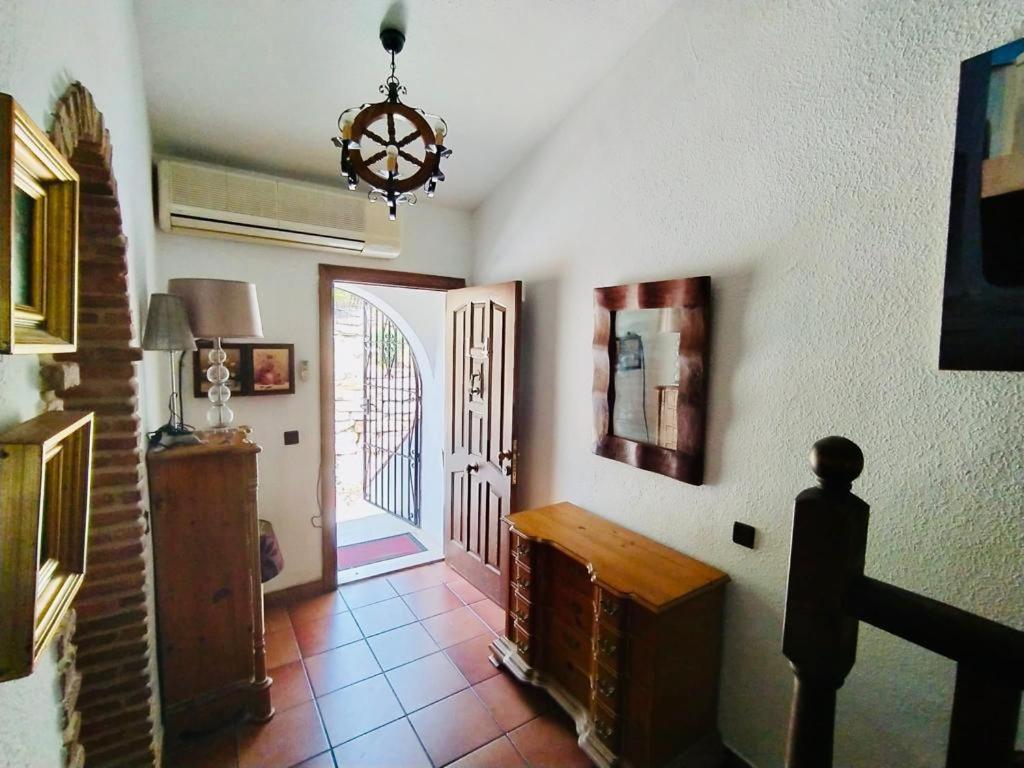 Fotografia z galérie ubytovania BONITA VILLA ANDALUZA vistas al mar y naturaleza v destinácii Estepona