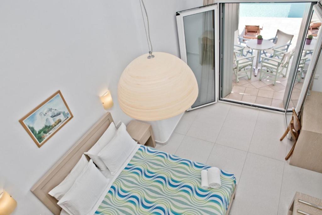 Niriides Homes & Villas - 12